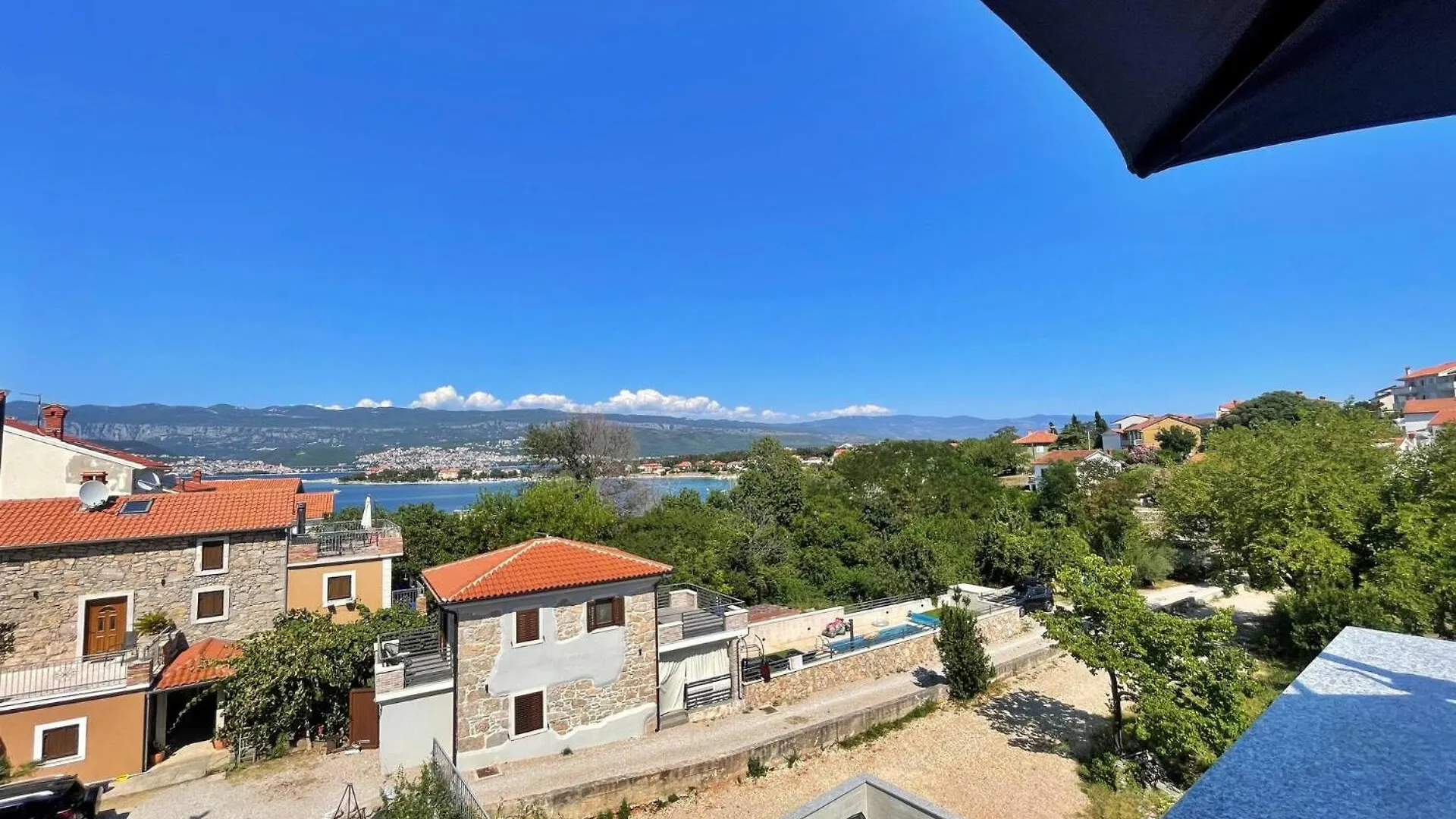 Apartments Bonum Šilo Croazia